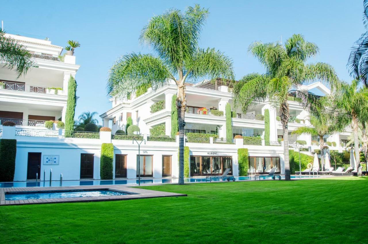 Luxury Apartment Frontal Beach In Doncella Beach Estepona Exterior photo